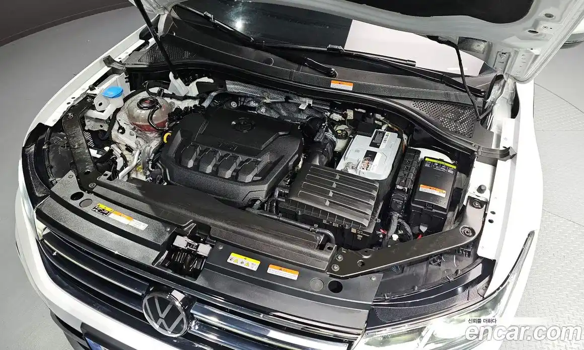 Volkswagen Tiguan 2023 2.0 гидро в Москве № 1693121, фото 6