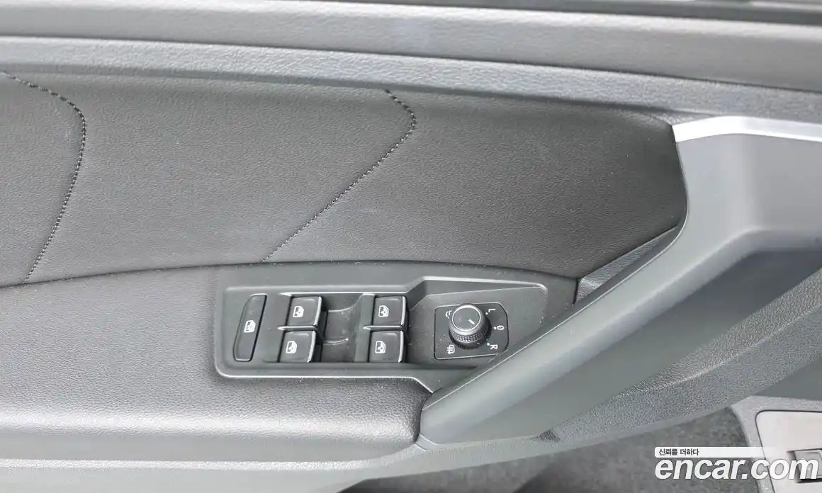 Volkswagen Tiguan 2022 2.0 гидро в Москве № 1693169, фото 17