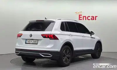 Volkswagen Tiguan 2022 2.0 гидро в Москве № 1693169, миниатюра 2