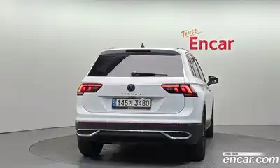 Volkswagen Tiguan 2022 2.0 гидро в Москве № 1693169, миниатюра 4