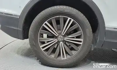 Volkswagen Tiguan 2022 2.0 гидро в Москве № 1693169, миниатюра 5