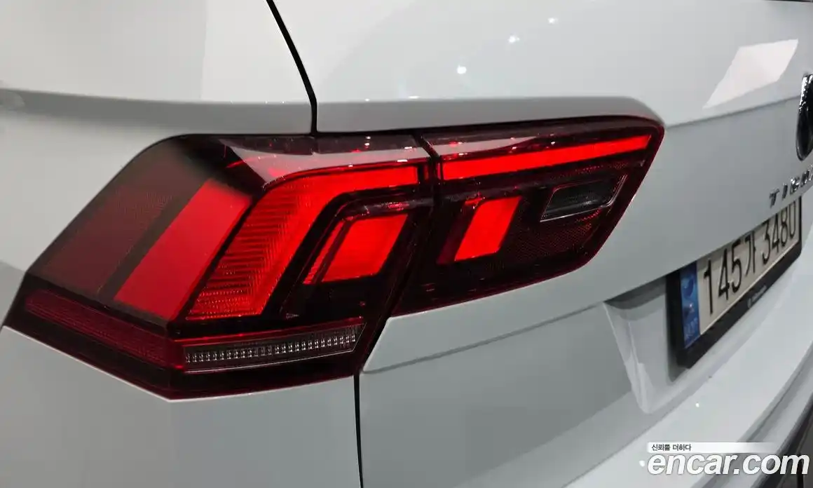 Volkswagen Tiguan 2022 2.0 гидро в Москве № 1693169, фото 9