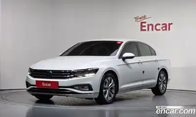Volkswagen Passat, 2022