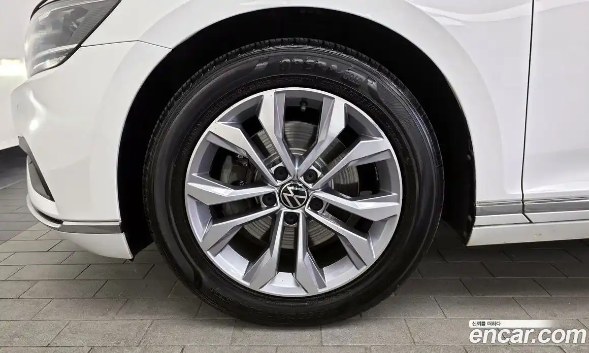 Volkswagen Passat 2022 2.0 гидро в Москве № 1765157, фото 5