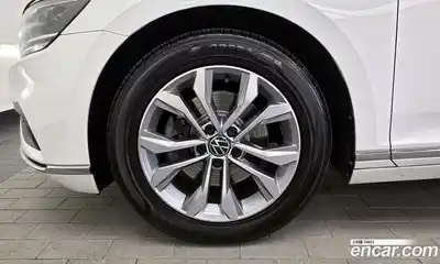 Volkswagen Passat 2022 2.0 гидро в Москве № 1765157, миниатюра 5