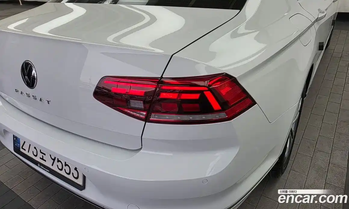 Volkswagen Passat 2022 2.0 гидро в Москве № 1765157, фото 9