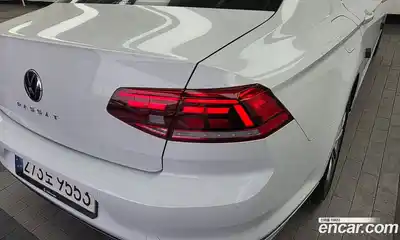 Volkswagen Passat 2022 2.0 гидро в Москве № 1765157, миниатюра 9