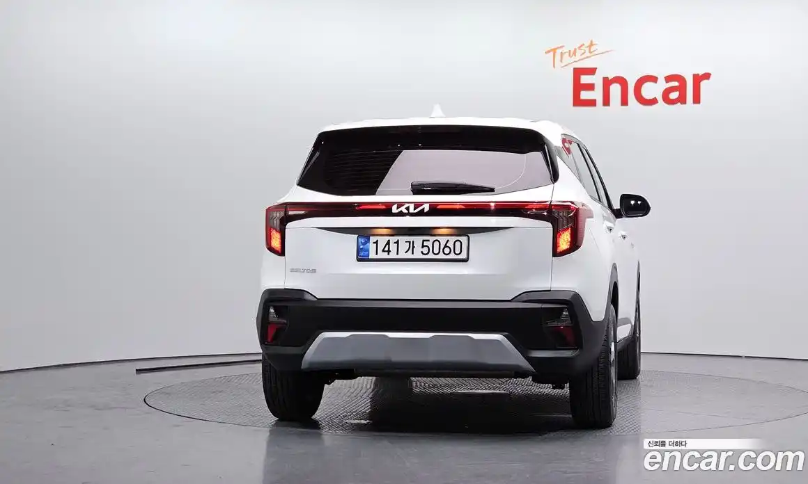 Kia Seltos 2024 1.6 гидро в Москве № 1831532, фото 4