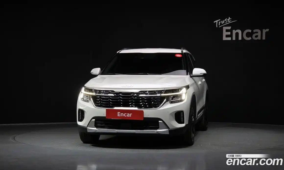 Kia Seltos 2024 1.6 гидро в Москве № 1831569, фото 3