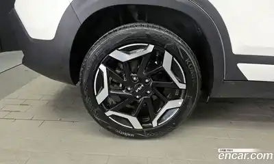 Kia Seltos 2024 1.6 гидро в Москве № 1831569, миниатюра 5
