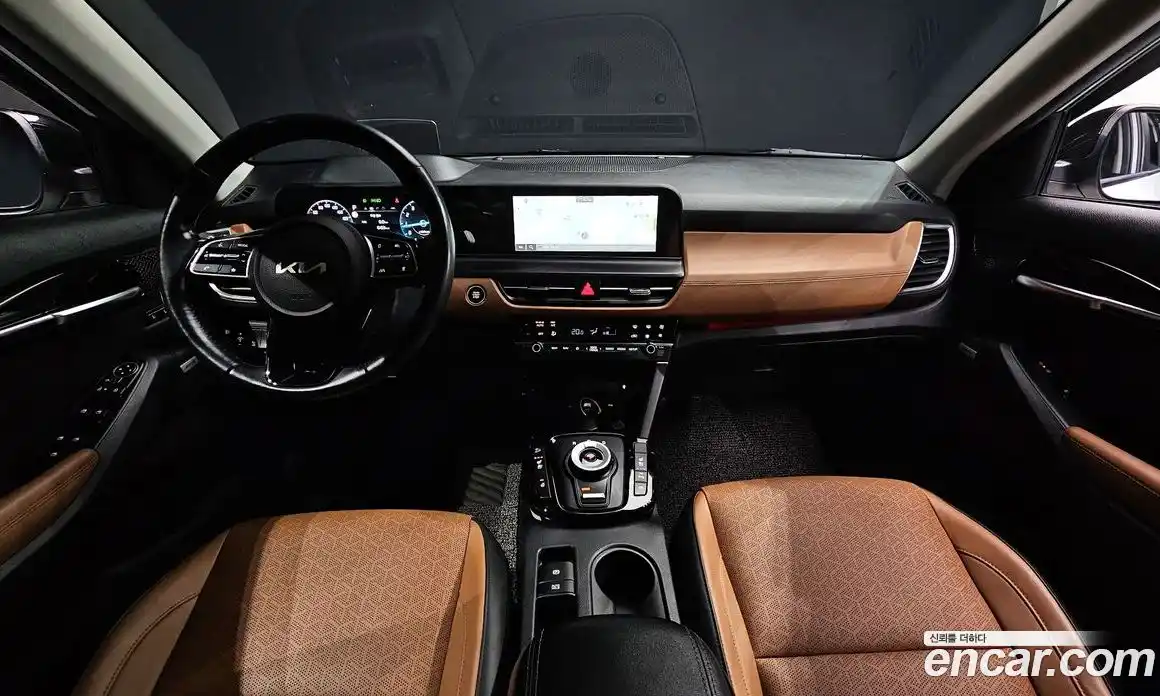 Kia Seltos 2023 1.6 гидро в Москве № 1832096, фото 7