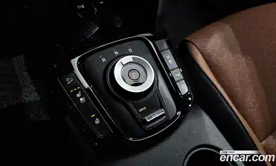 Kia Seltos 2023 1.6 гидро в Москве № 1832096, миниатюра 9