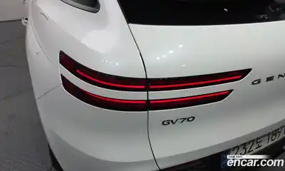 Genesis GV70 2021 2.2 гидро в Москве № 1832502, миниатюра 9