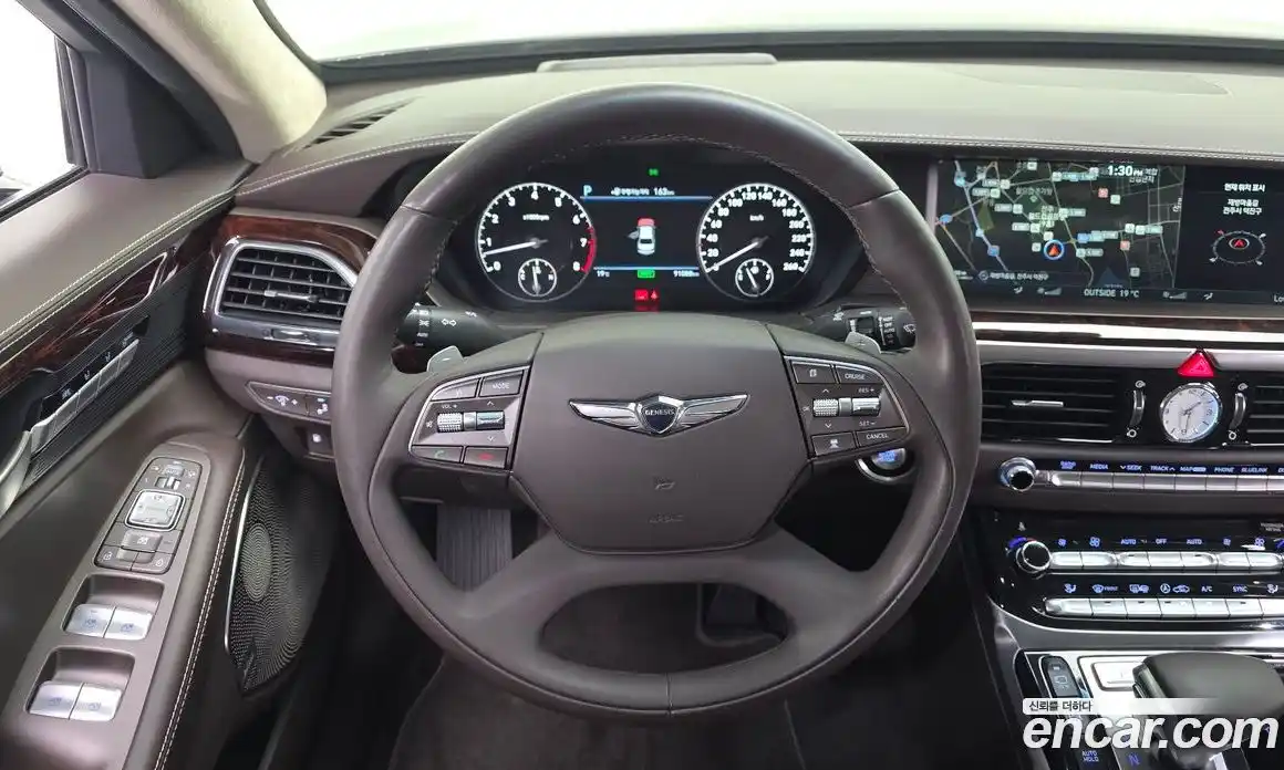 Genesis EQ900 2016 5.0 гидро в Москве № 1832538, фото 14