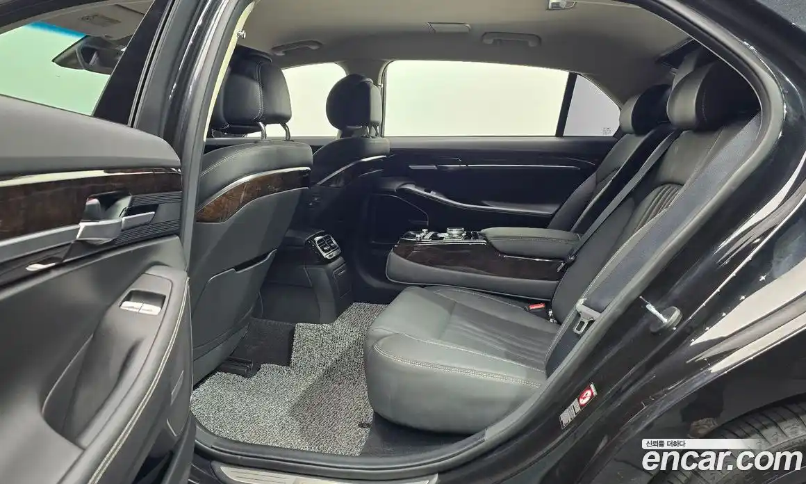 Genesis G90 2019 3.8 гидро в Москве № 1832576, фото 12