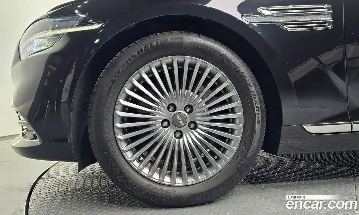 Genesis G90 2019 3.8 гидро в Москве № 1832576, фото 5