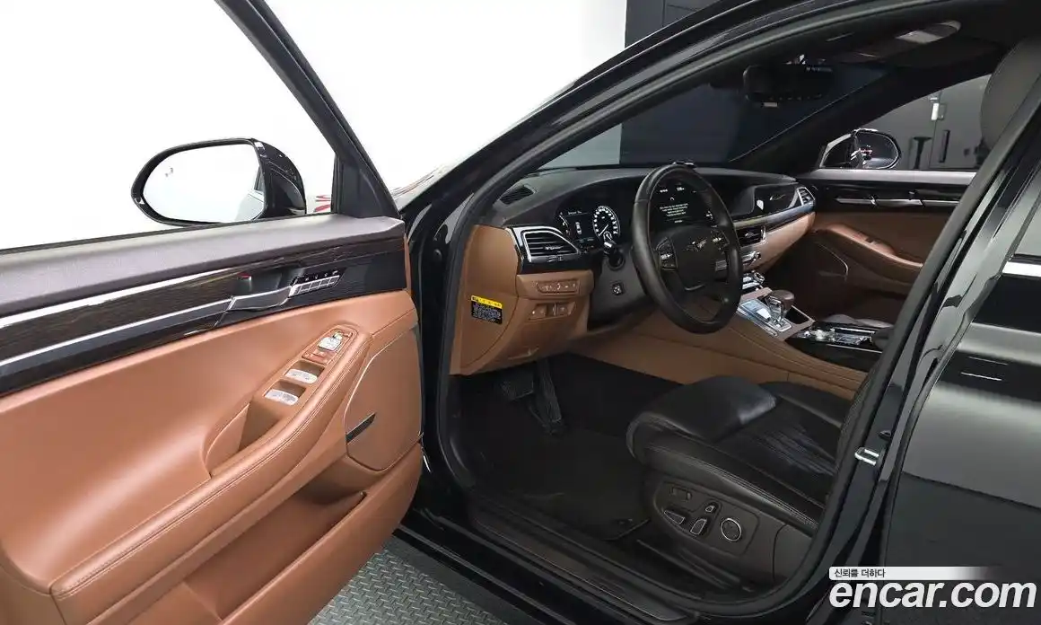 Genesis G90 2019 3.8 гидро в Москве № 1832577, фото 13
