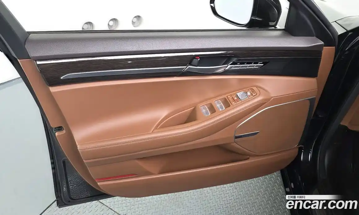 Genesis G90 2019 3.8 гидро в Москве № 1832577, фото 14