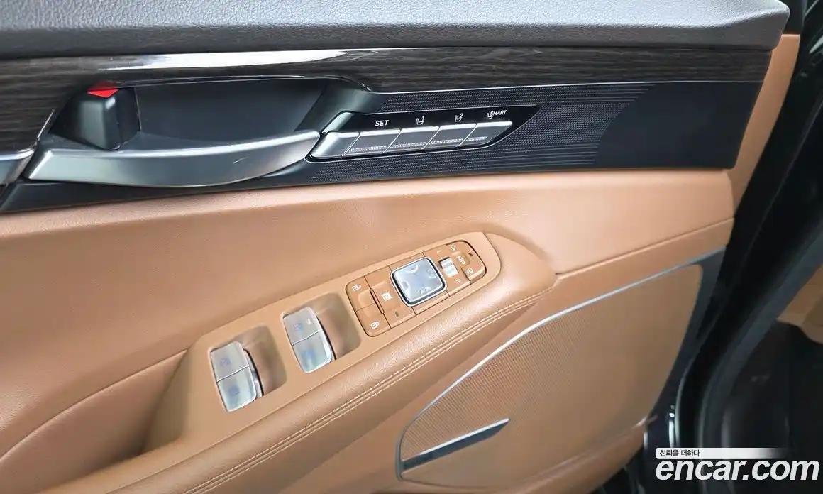 Genesis G90 2019 3.8 гидро в Москве № 1832577, фото 31