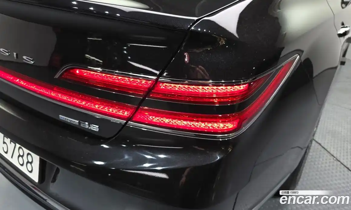 Genesis G90 2019 3.8 гидро в Москве № 1832577, фото 9