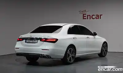 Mercedes-Benz E-Class, 2022