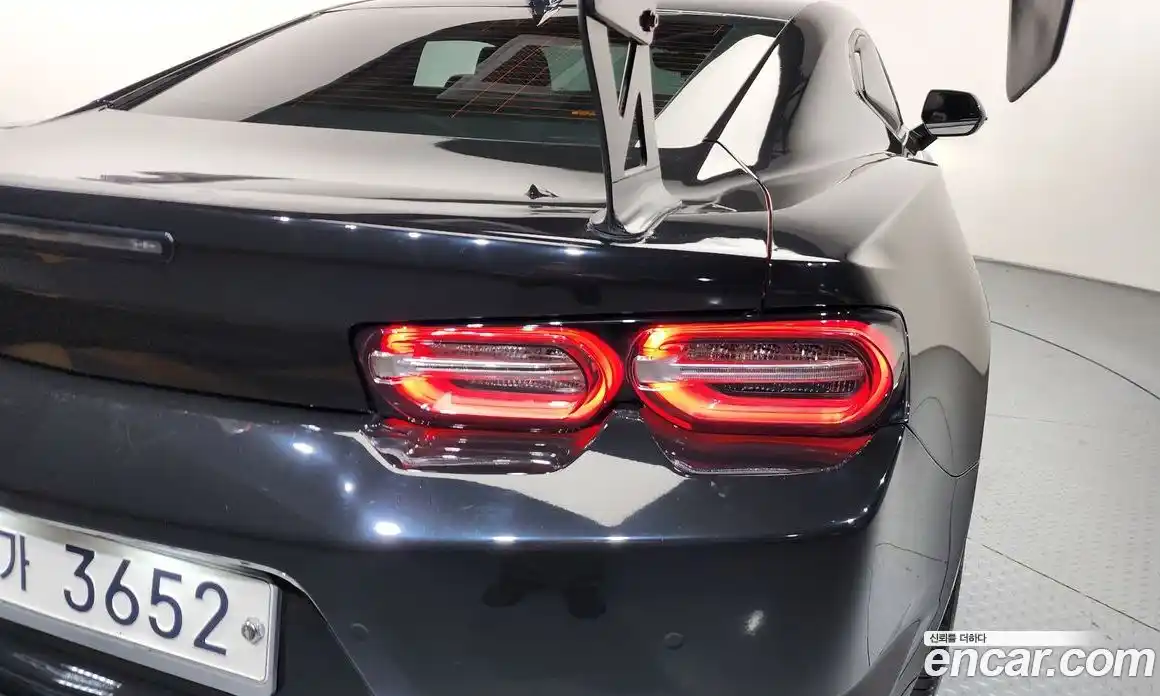 Chevrolet Camaro 2018 6.2 гидро в Москве № 1833935, фото 8