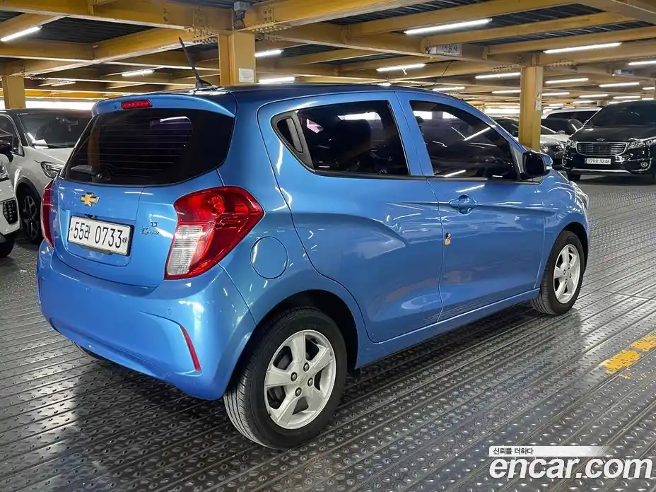 Chevrolet Spark 2015 1.0 гидро в Москве № 1834345, фото 4