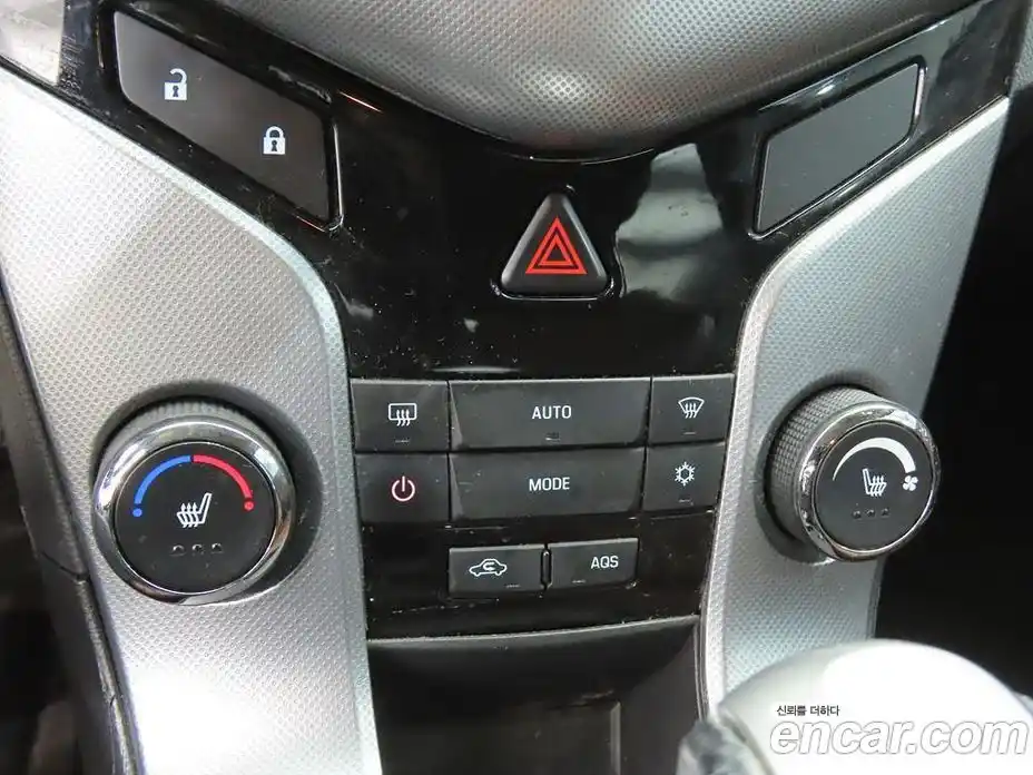 Chevrolet Cruze 2011 1.8 гидро в Москве № 1834394, фото 9