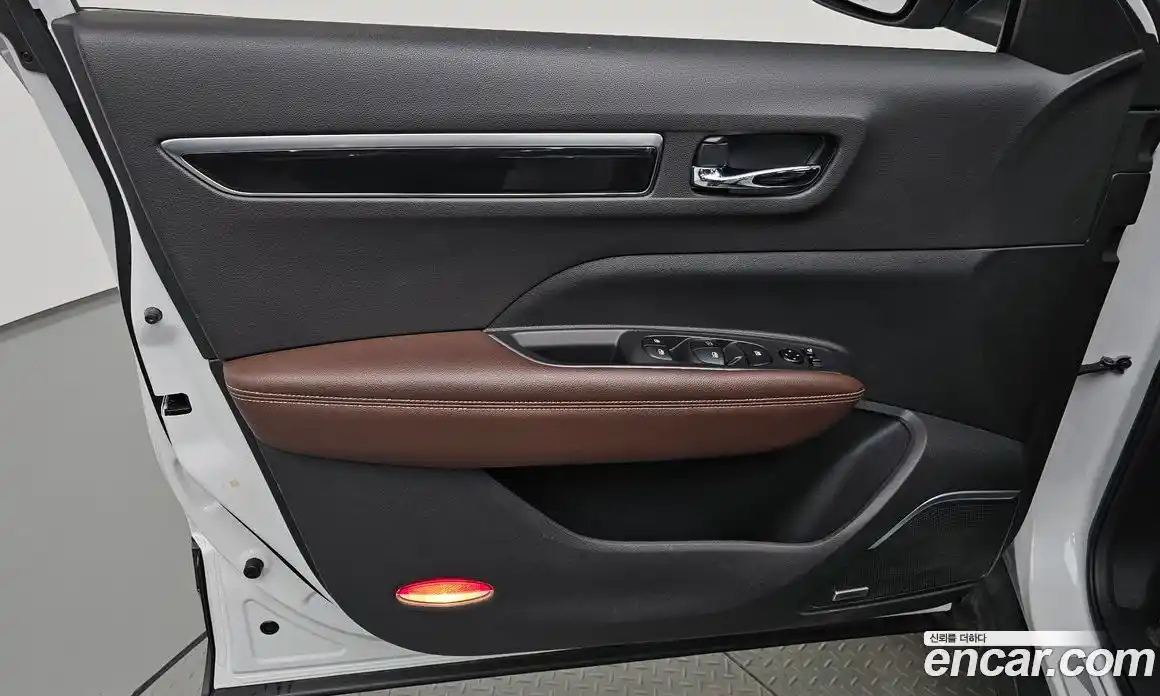 Renault QM6 2017 2.0 гидро в Москве № 1834612, фото 14