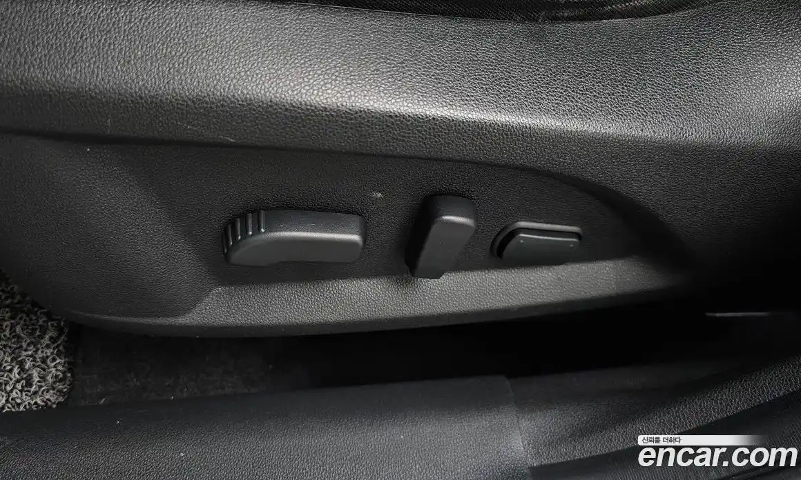 Renault QM6 2017 2.0 гидро в Москве № 1834612, фото 31