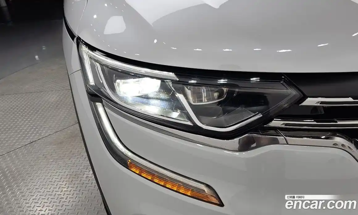 Renault QM6 2017 2.0 гидро в Москве № 1834612, фото 8