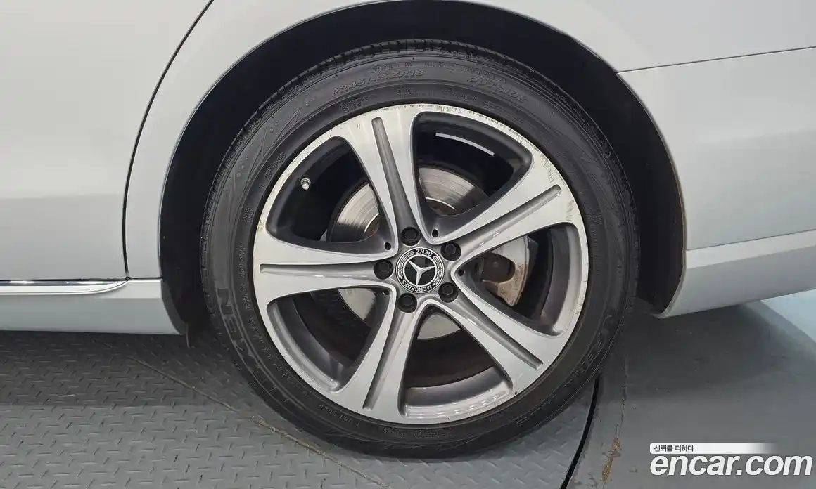 Mercedes-Benz E-Class 2019 2.0 гидро в Москве № 1835997, фото 5
