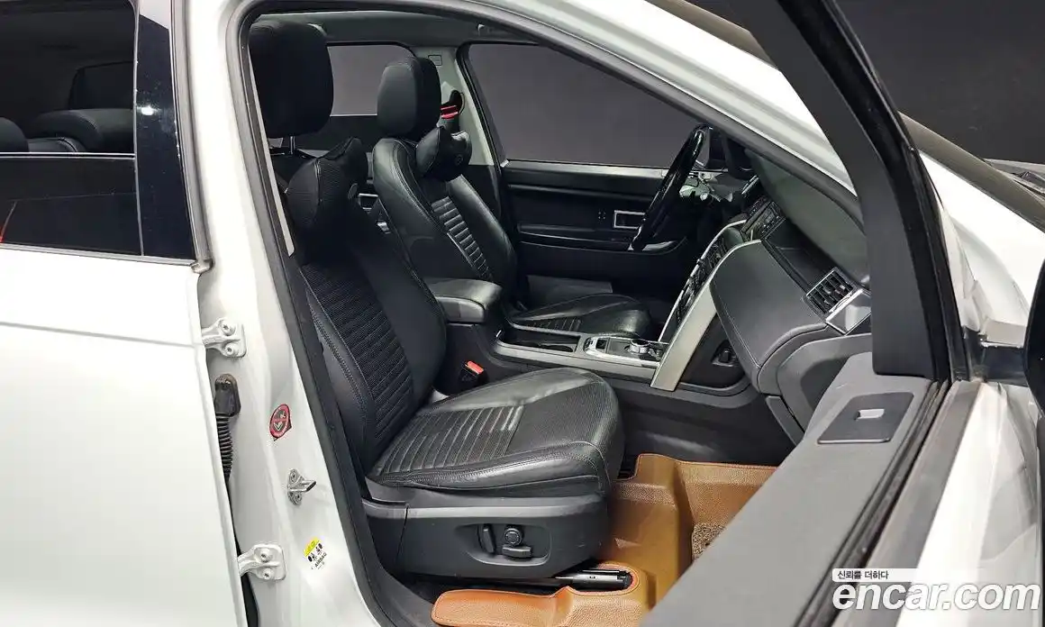 Land Rover Discovery Sport 2016 2.0 гидро в Москве № 1837423, фото 12