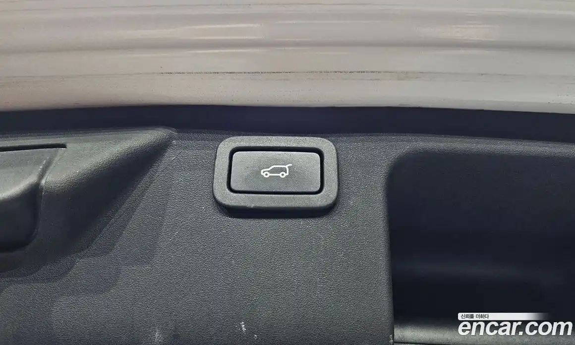 Land Rover Discovery Sport 2016 2.0 гидро в Москве № 1837423, фото 20