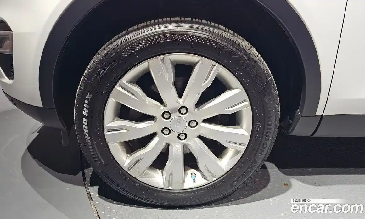 Land Rover Discovery Sport 2016 2.0 гидро в Москве № 1837423, фото 5