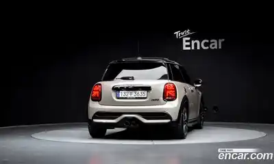 Mini Cooper 2023 2.0 гидро в Москве № 1837632, миниатюра 3