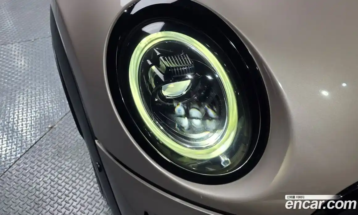 Mini Cooper 2023 2.0 гидро в Москве № 1837632, фото 7