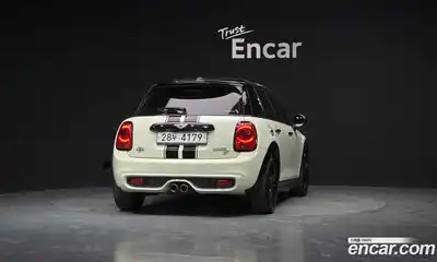 Mini Cooper 2015 2.0 гидро в Москве № 1837714, миниатюра 4