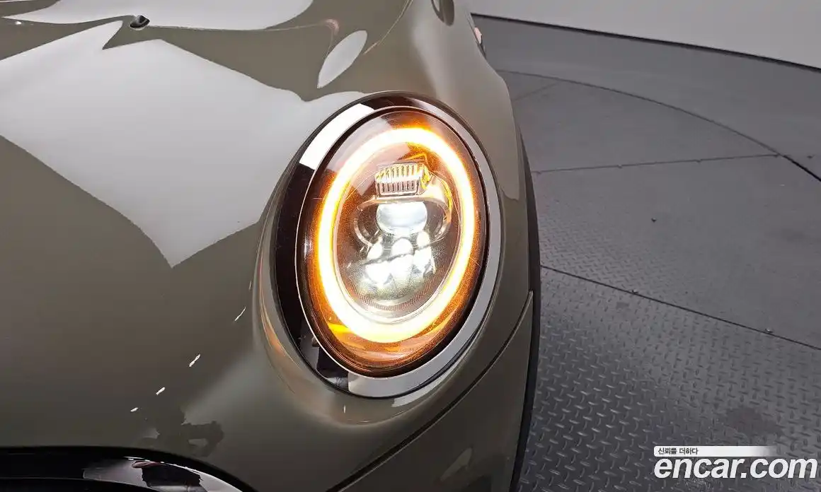 Mini Cooper 2019 1.5 гидро в Москве № 1837716, фото 8