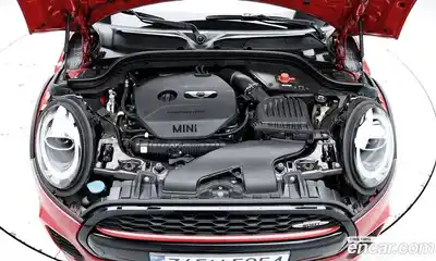 Mini Cooper Convertible 2019 2.0 гидро в Москве № 1837763, миниатюра 6