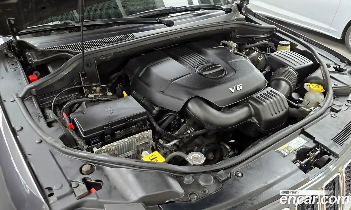 Jeep Cherokee 2015 3.6 гидро в Москве № 1838408, фото 6