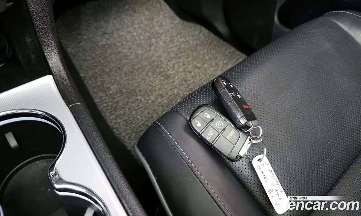 Jeep Cherokee 2019 3.6 гидро в Москве № 1838421, фото 33