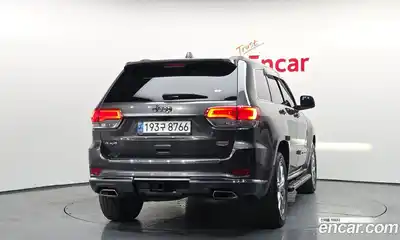 Jeep Cherokee 2019 3.6 гидро в Москве № 1838421, миниатюра 4