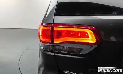 Jeep Cherokee 2019 3.6 гидро в Москве № 1838421, миниатюра 9