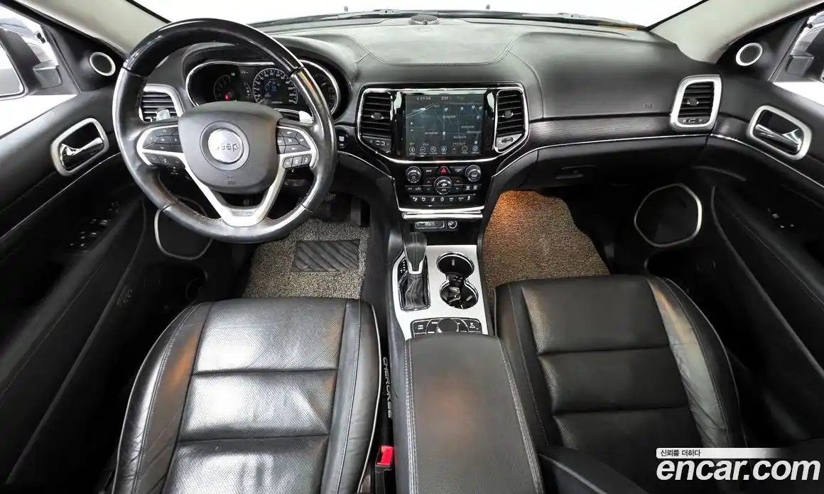 Jeep Cherokee 2019 3.6 гидро в Москве № 1838421, фото 10