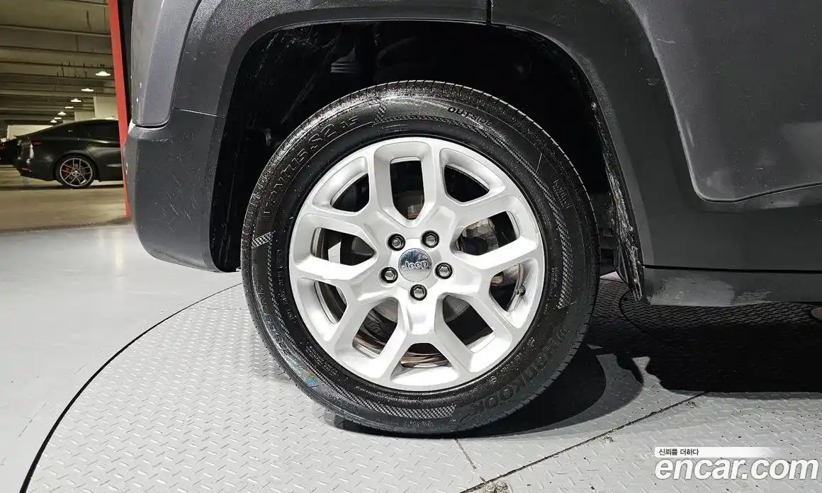 Jeep Renegade 2017 2.4 гидро в Москве № 1838426, фото 5