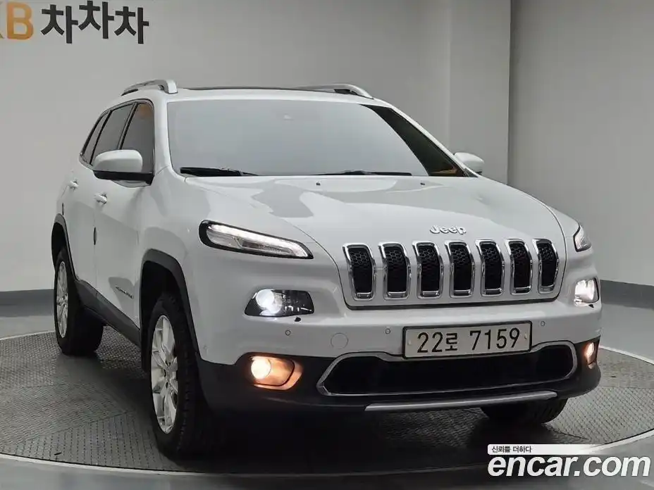 Jeep Cherokee 2016 2.2 гидро в Москве № 1838469, фото 4