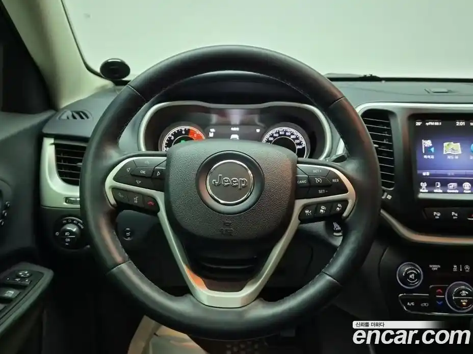 Jeep Cherokee 2016 2.2 гидро в Москве № 1838469, фото 9