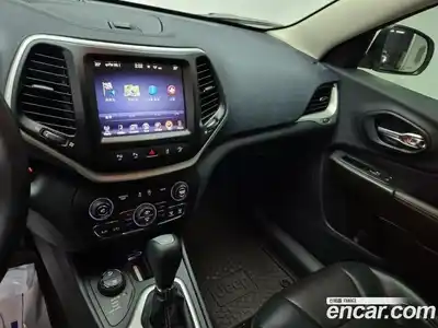 Jeep Cherokee 2016 2.2 гидро в Москве № 1838469, миниатюра 10