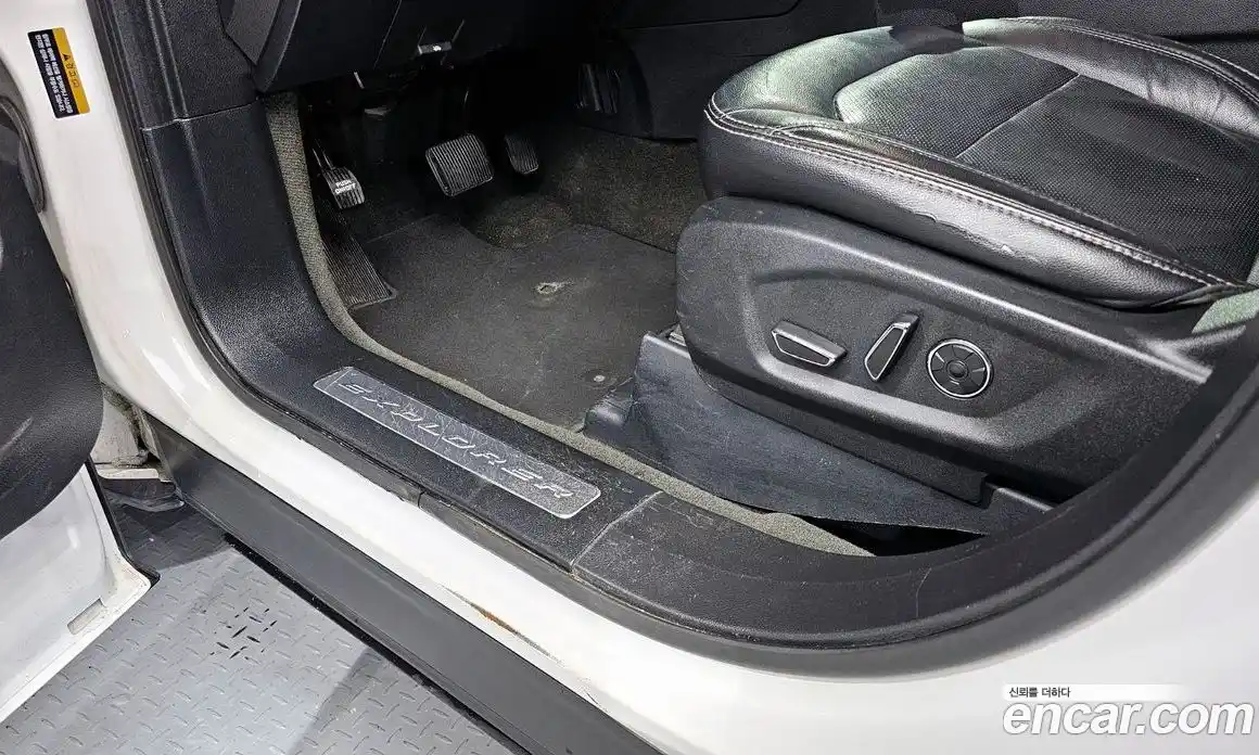 Ford Explorer 2018 2.3 гидро в Москве № 1838902, фото 13